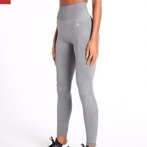 Pursue Leggings